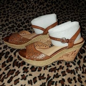 Vegan leather laser cut wedges